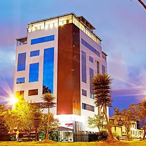 Hotel Sm Grand, Bogotá