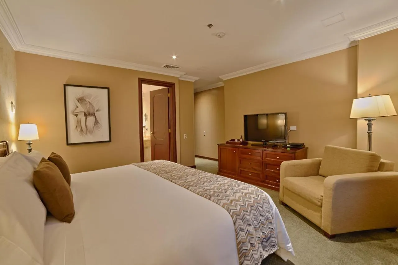 Apartamentos Dann Bogotá 5*,  Colombia