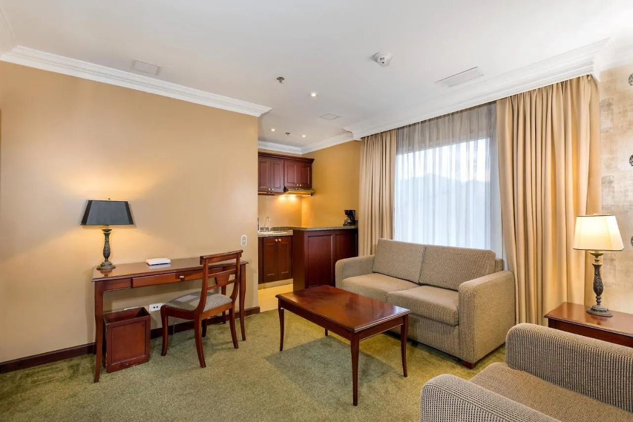 Apartamentos Dann Bogotá 5*,